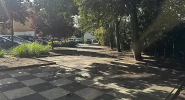 Dlaczego zniknęły ławki i stoliki przy ul. Słowackiego?