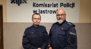 Policjanci z Jastrowia pomogli zaginionemu seniorowi, który przeszedł 150km!