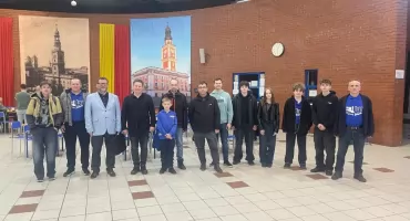 SP2 Złotów na podium ligi szachowej w Lesznie