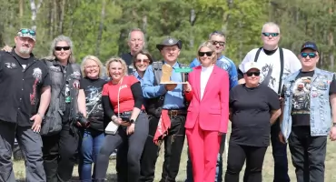 [WIDEO] Charytatywne Otwarcie Sezonu Motocyklowego i Militarnego w Jastrowiu