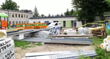 Miejski żłobek rusza we wrześniu. Rodzice zapłacą 1500 zł, radni pytają o koszty