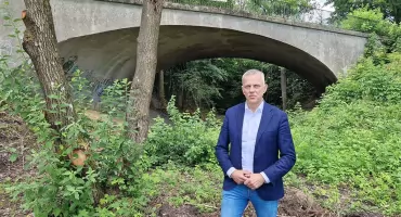 Z kolejowej ruiny powstaje rowerowy hit. Torowiska wracają do życia